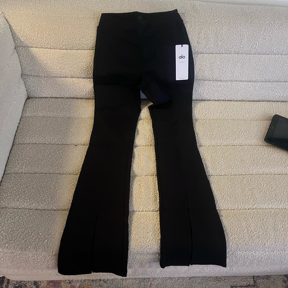 NWT ALO High-Waist Flutter Legging - Picture 4 of 5